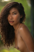 Niki-Beaming-0037