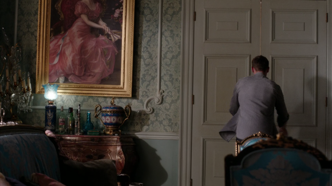 The.Royals.2015.S01E03.We.Are.Pictures.Or.Mere.Beasts.1080i.BluRay.REMUX.AVC.DTS-HD.MA.5.1-EPSiLON[S