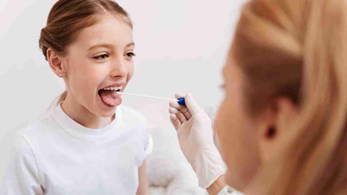 Relación de los padres afecta la saliva del hijo en la vida adulta