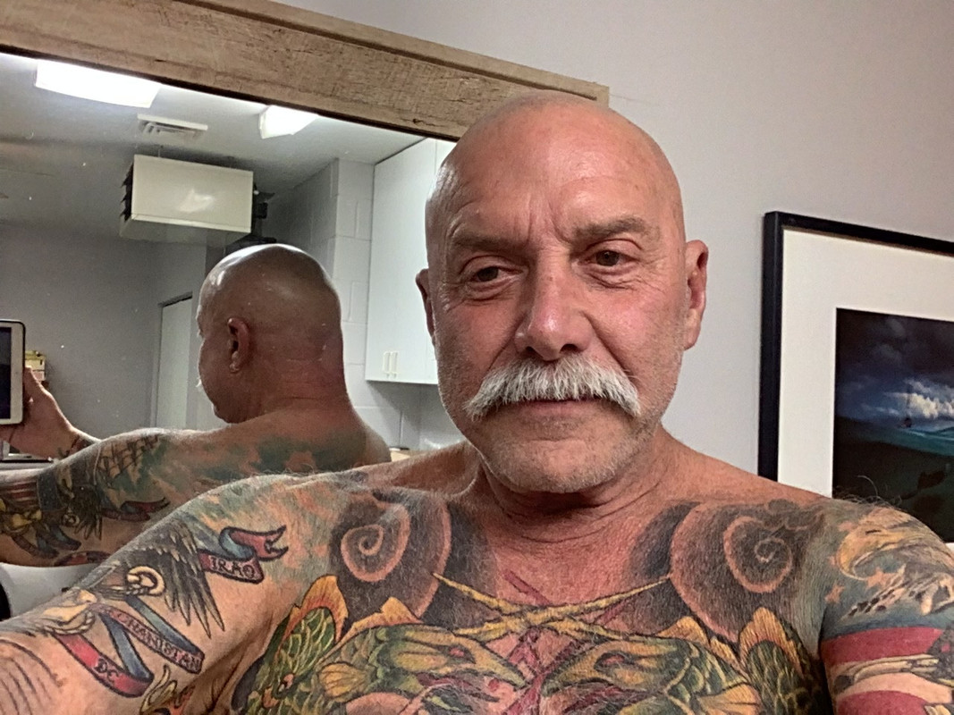 CAFEC7EC-4DE8-48A8-BA6B-E07E0895D449