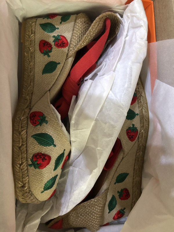 FF923712-2409-4C3A-A1F8-CE354BA11836