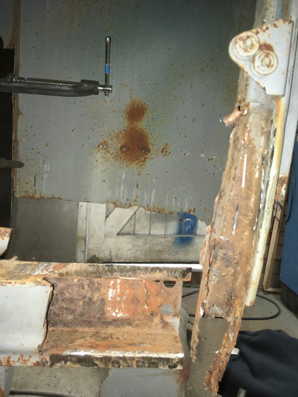 70DB5974-7648-4184-B687-55F640A6F30F