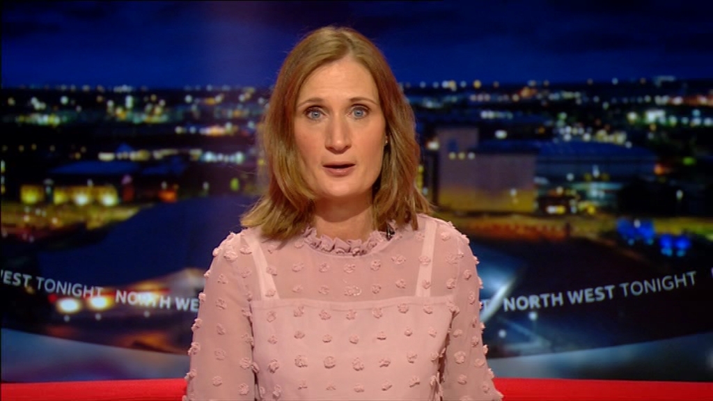02.25 - 19.00.00 - The One Show. Alex Jones and Ronan Keating bring y....ts_snapshot_14.29.184