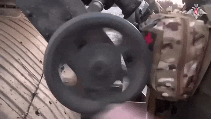 https://i.postimg.cc/Xq2L8tWk/video-2026-06-06-02-11-38-(1).gif