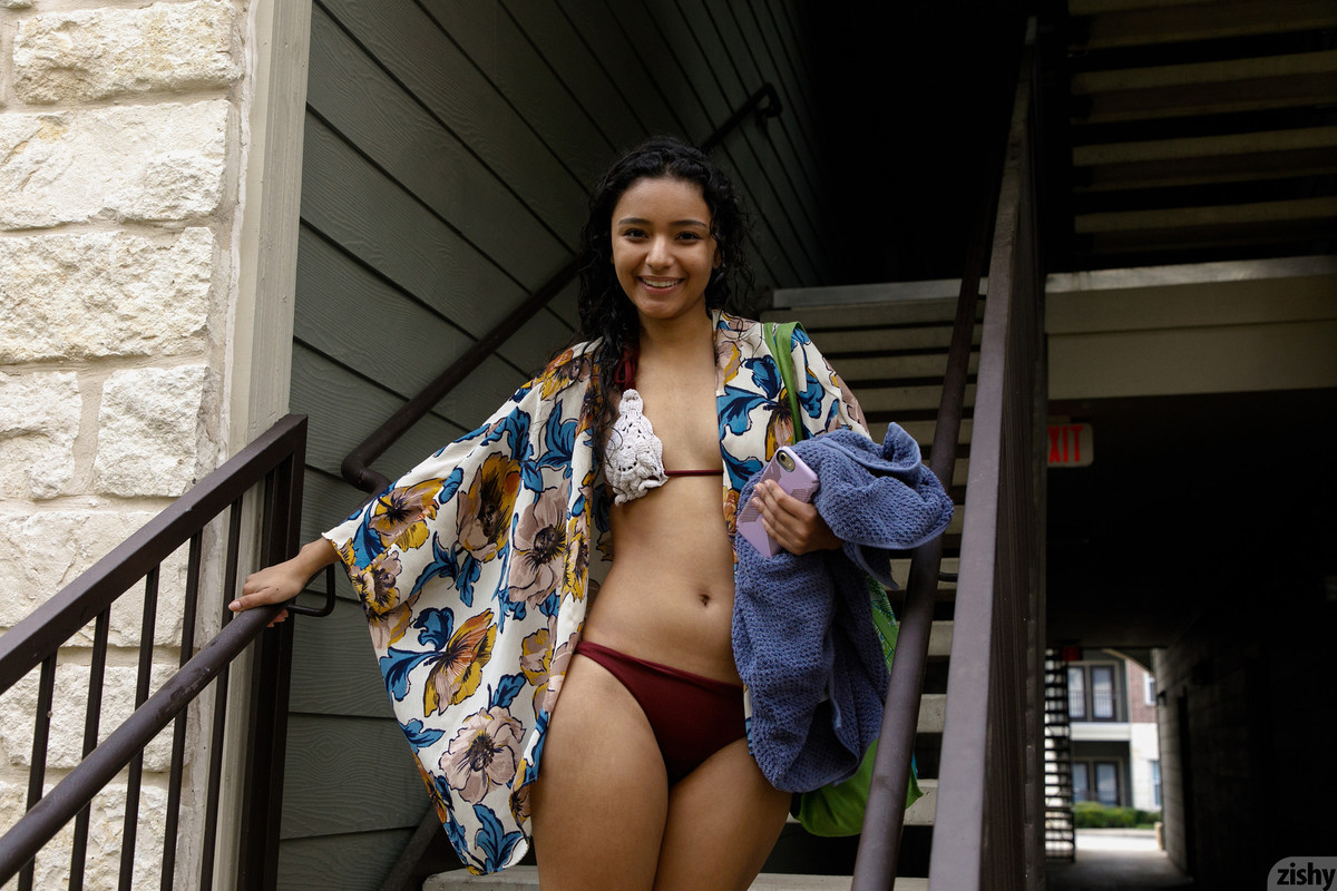 full_034_32112384111828