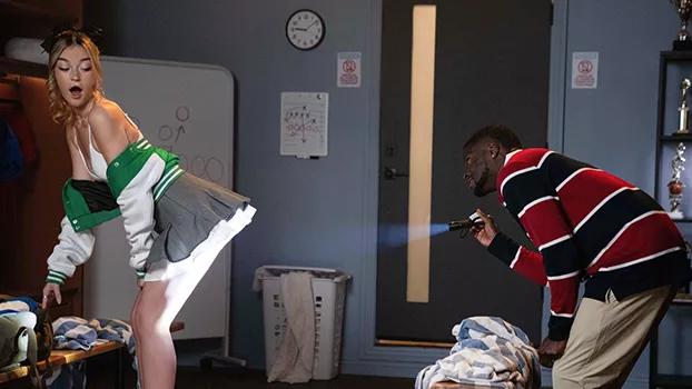 BrazzersExxtra - Della Cate - Streaming The Sneaky School Break-In