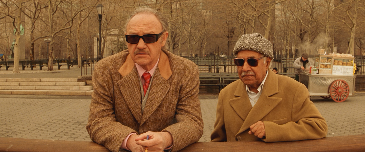 https://i.postimg.cc/Xq4J6Q54/The-Royal-Tenenbaums-2001-mkv-snapshot-00-16-39-2021-09-19-21-00-32.png
