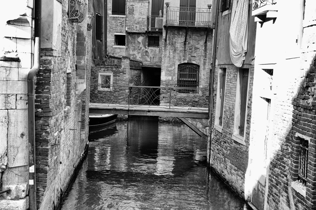 Ponte al civico 2826