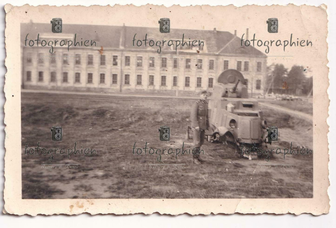 org. Foto Polen zerstörte Kfz SdKfz Panzerwagen