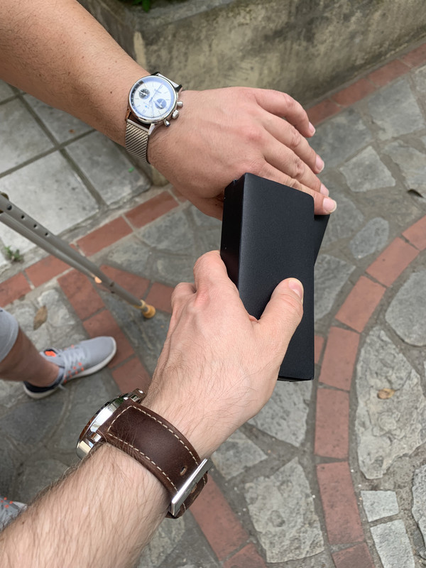 426F4F8E-4BCF-4430-9719-1F93D32F02B3