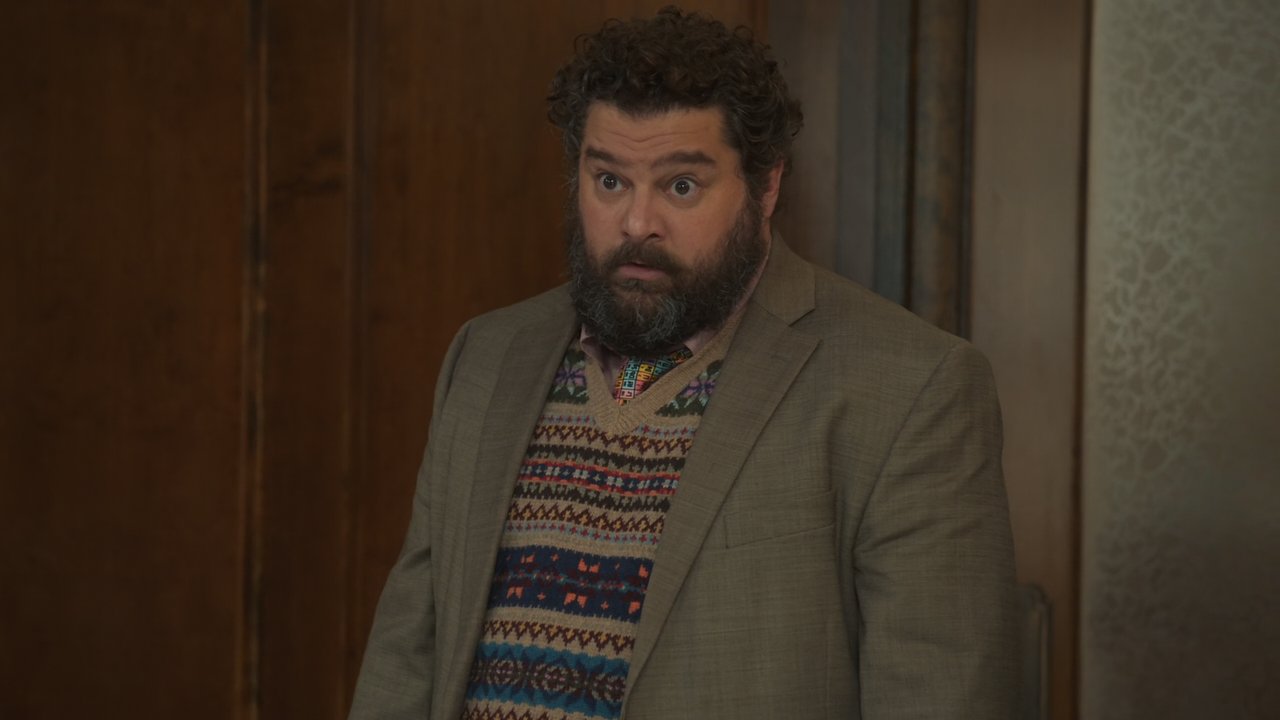 Mr.Mayor.S01E06.Respect.in.the.Workplace.1080p.10bit.AMZN.WEB-DL.DDP5.1.HEVC-Vyndros.mkv_snapshot_07