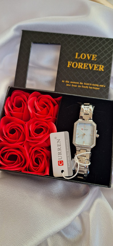 Elegant Flower Box Gift Set with Watch