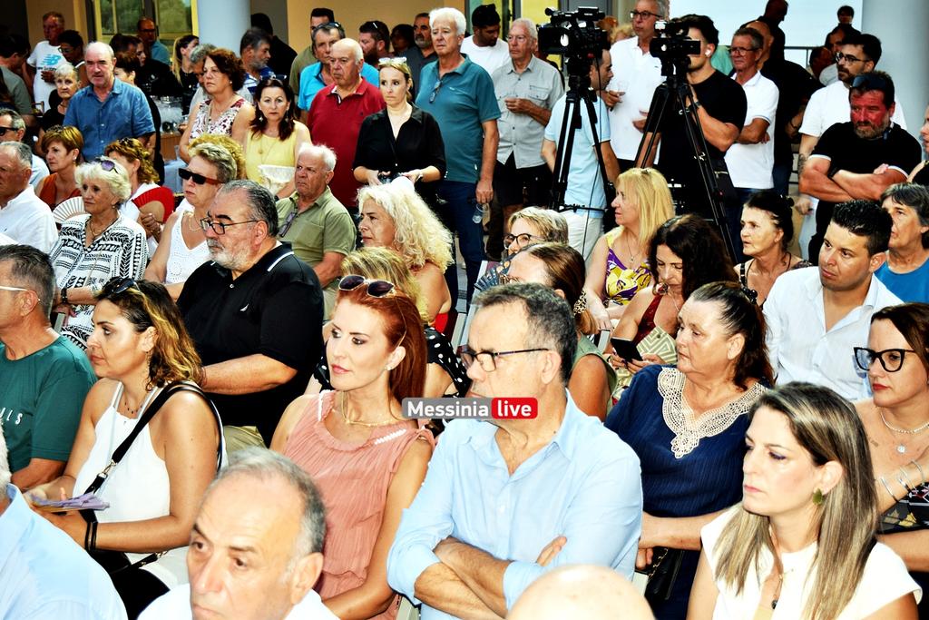 SXOLEIO-KORONHSDSC-0963