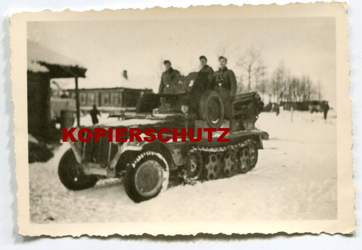 Foto WH SdKFZ Halbkette Aufbau Pak Geschütz