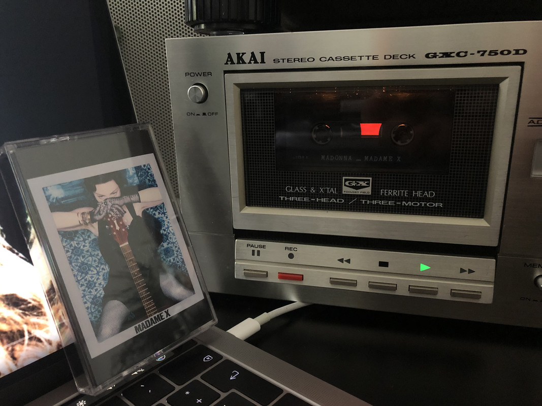 DA37C988-A2D3-4A38-B3BA-07236BB36282