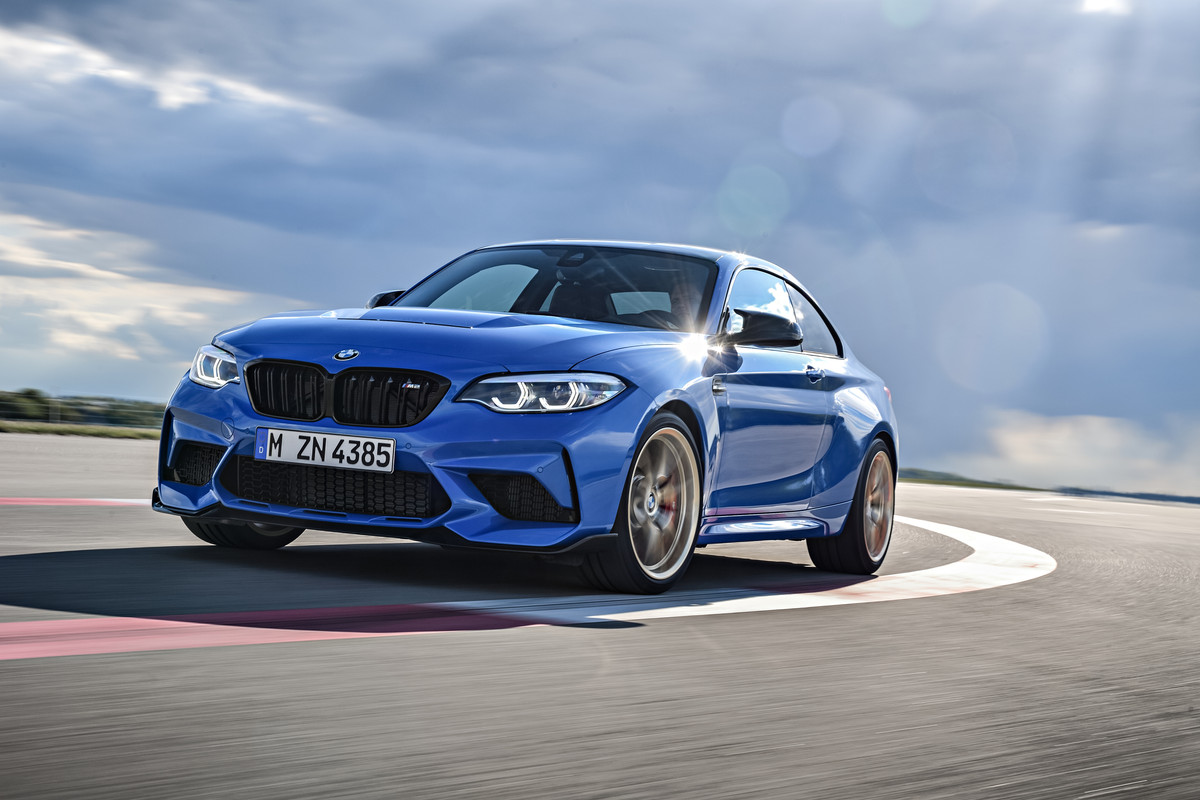 P90374197_highRes_the-all-new-bmw-m2-c