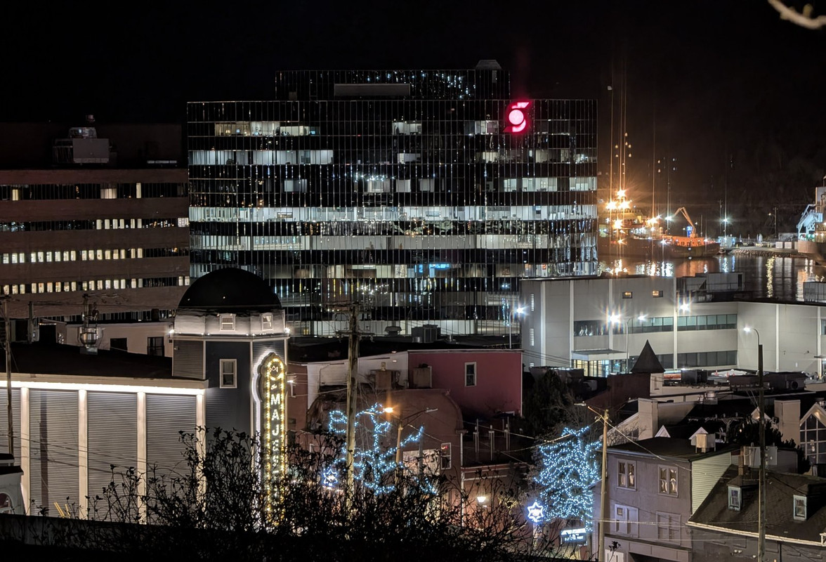 PXL_20241128_205833164.NIGHT~2