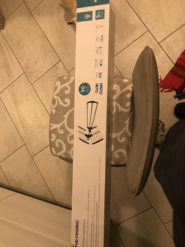 D233FC9D-5102-49D5-8233-991060A5EA8A