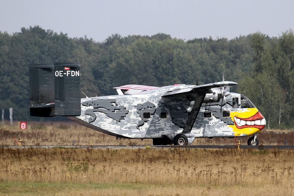 065_SC-7-3M-400_OE-FDN_Pink Aviation Services [Botswana AF_OC-2]