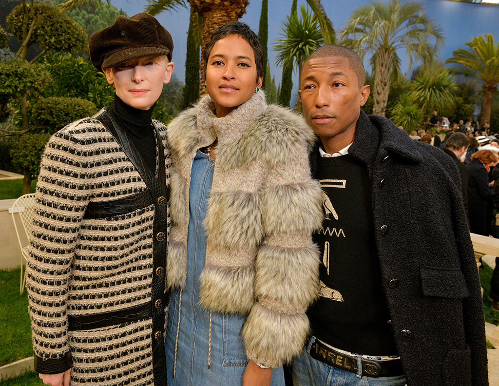 Tilda-Swinton-Helen-Lasichanh-and-Pharrell-Williams-in-the-fron