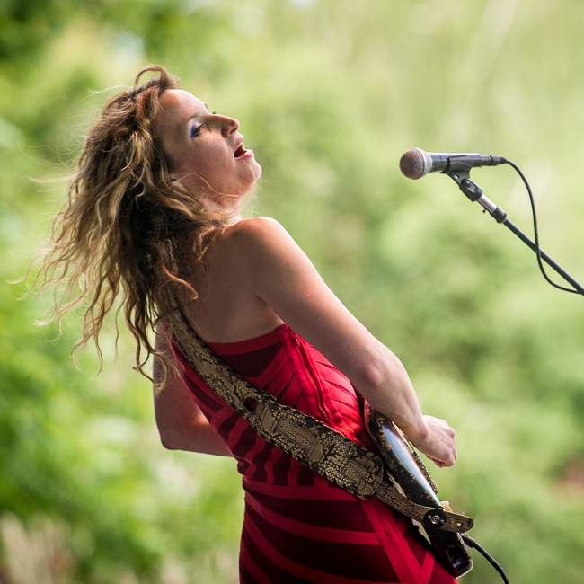 Ana Popovic-Santa Cruz Blues Festival2015-cover1