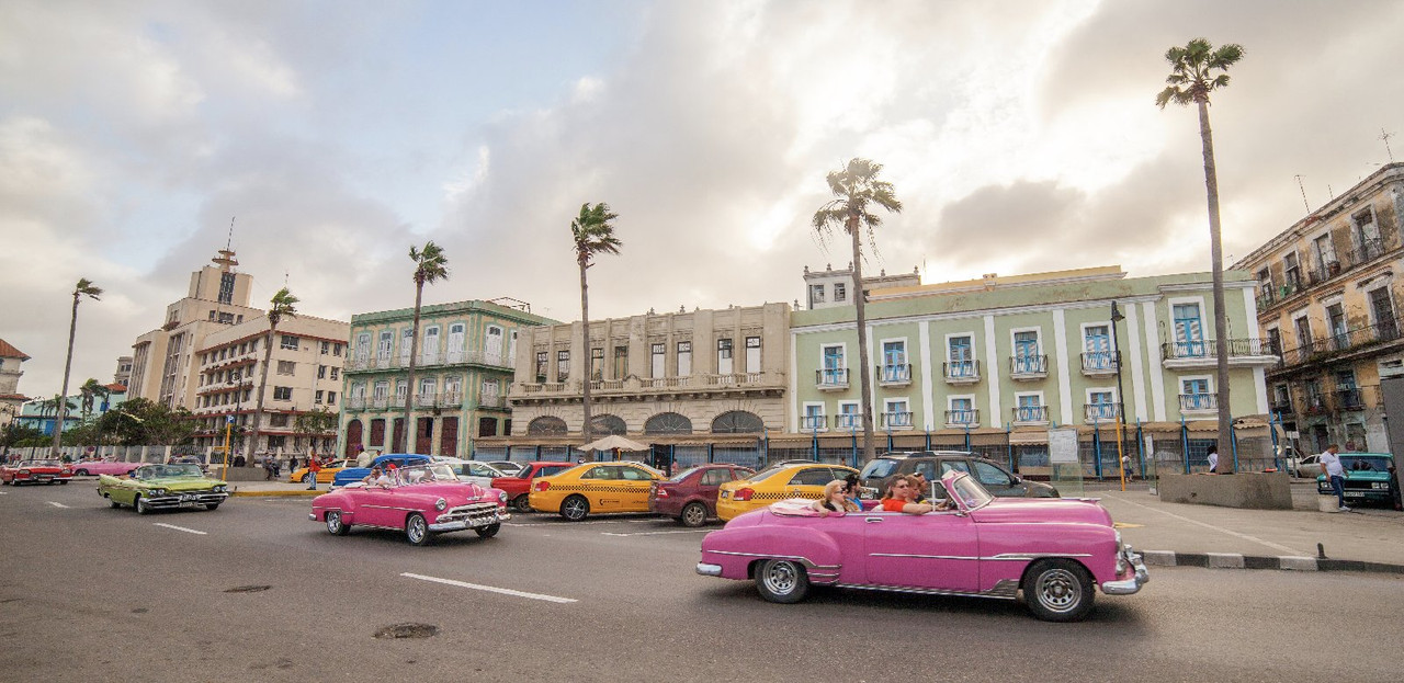 pinkcars-havana.jpg