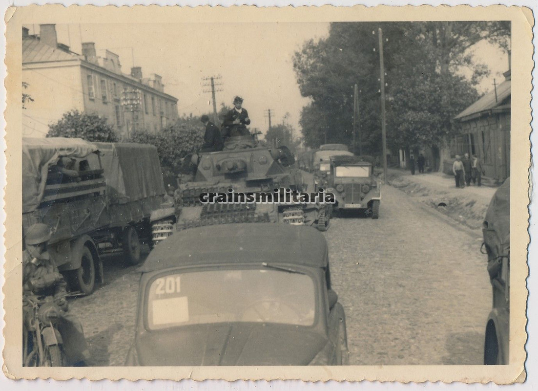 Orig. Foto Vormarsch Panzer IV Tank Kübelwagen H