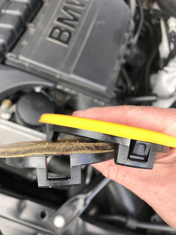 F10 Windscreen Drainage and Yellow Grommet. - F10, F11 and F07 ...