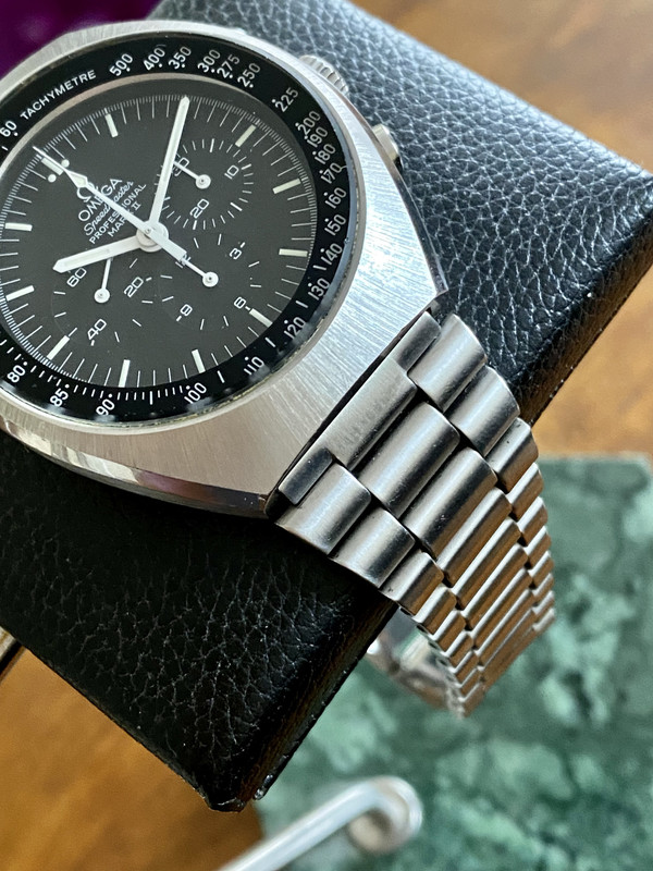 FCD0F0B1-4284-4795-9D9C-FFBCA5C7DED9