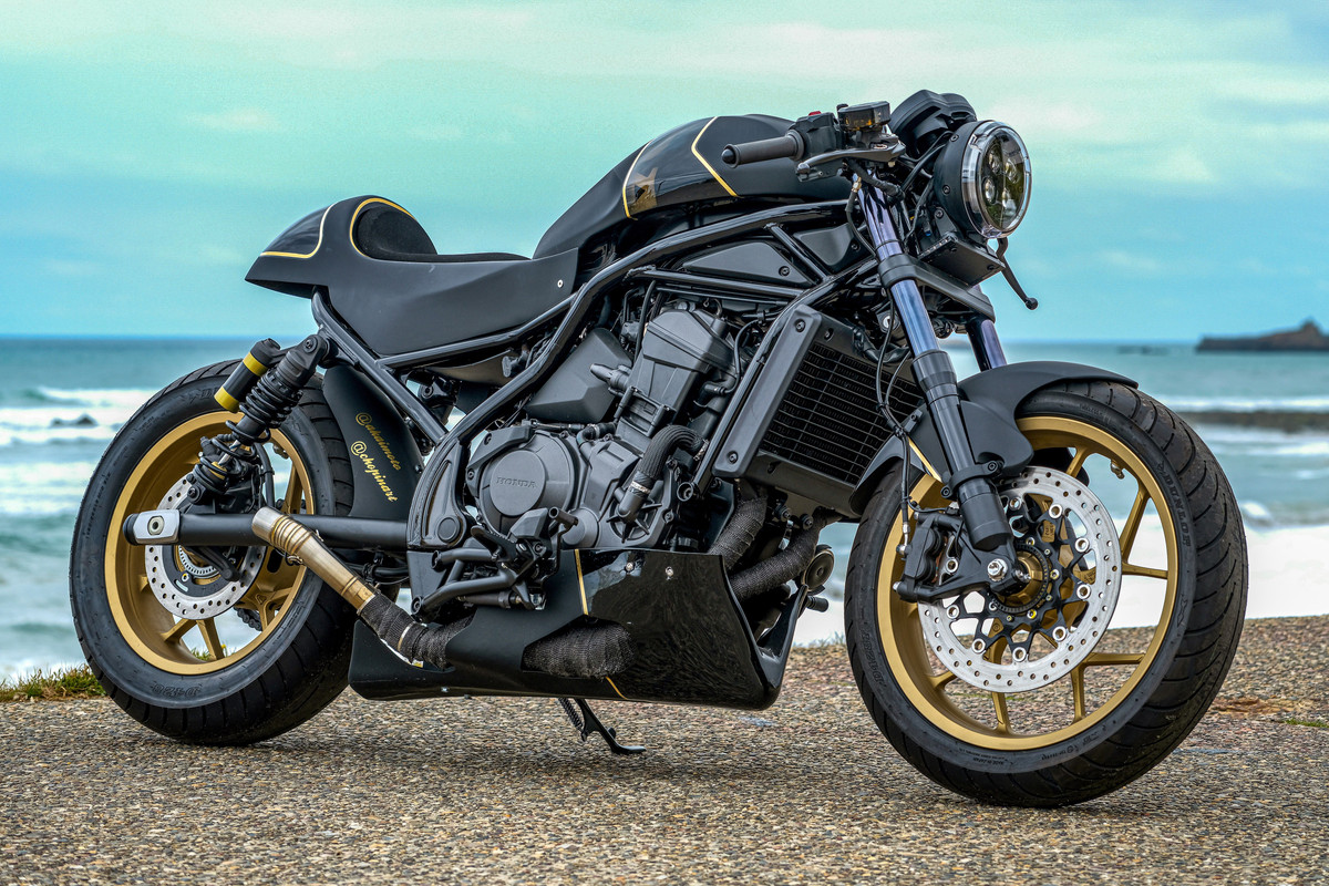 396235_Akaimoto_Honda_Customs