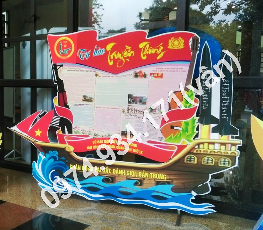 Hội thi báo tường kỷ niệm 45 năm ngày Truyền thống Cảnh sát Cơ động