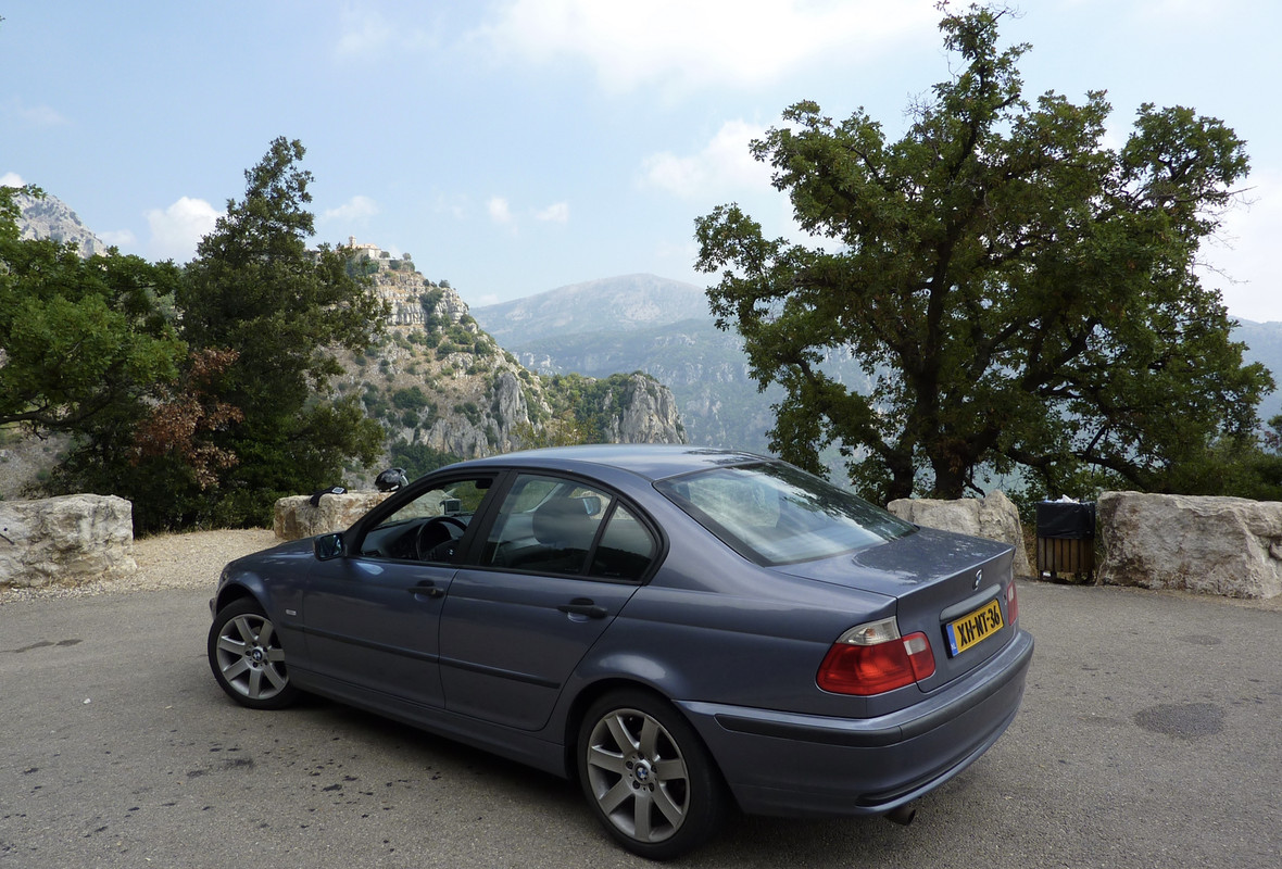 2BBB982F-288E-4828-93BA-D8B3E537F172