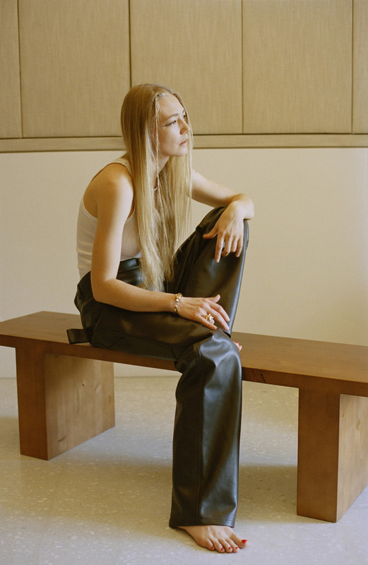 Oksana-Akinshina-Feet-7404781