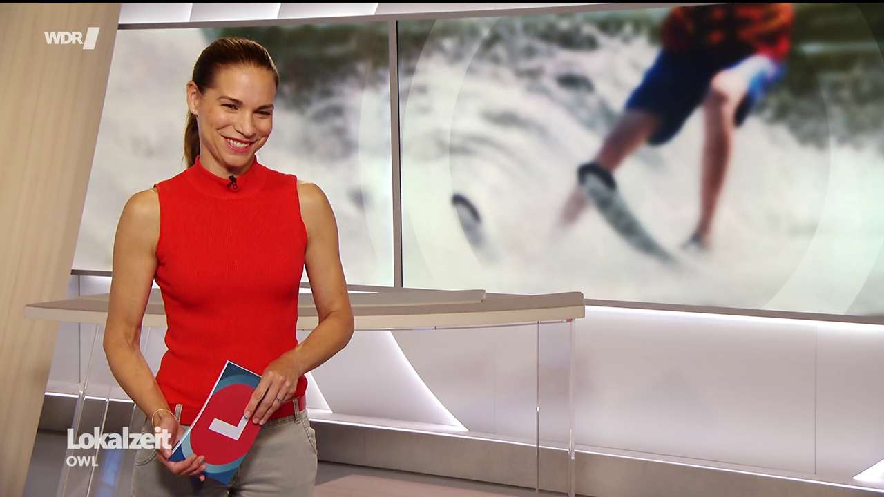 Kristina Sterz WDR Lokalzeit OWL 06 07 2026 118X Caps 19
