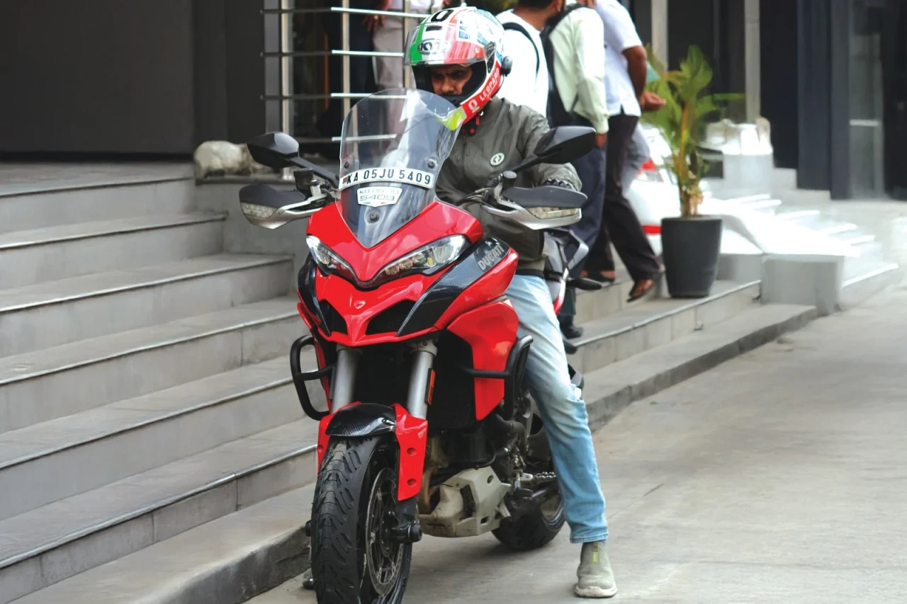 Ducati Multistrada 1200 S tyre fitment context