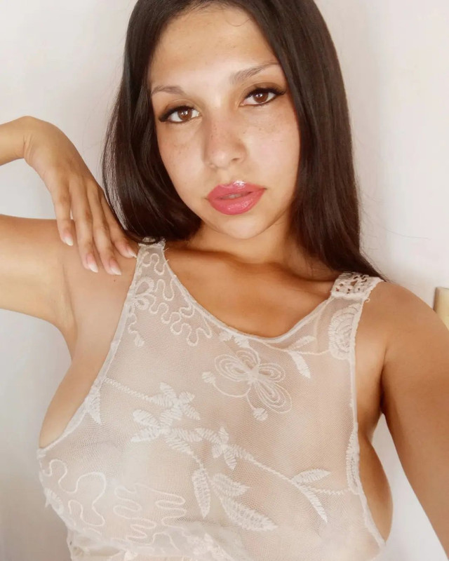 Sole morocha de tetas infernales!!!❤️