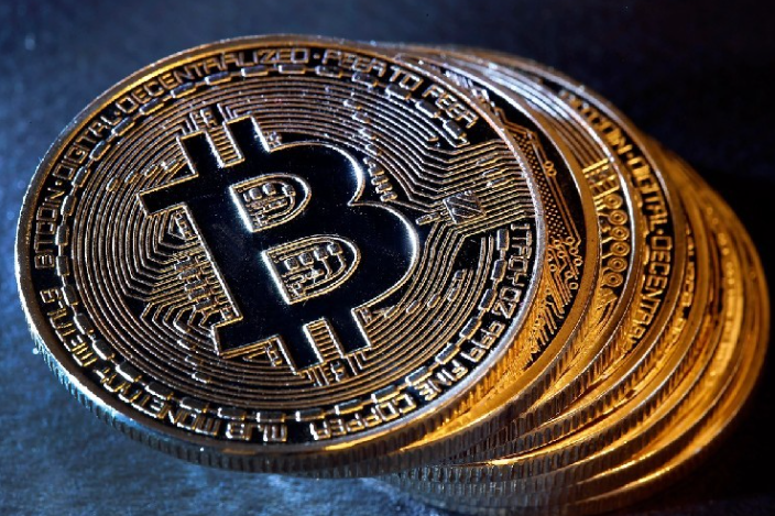 card image Растущая тенденция корпоративного принятия биткоина
