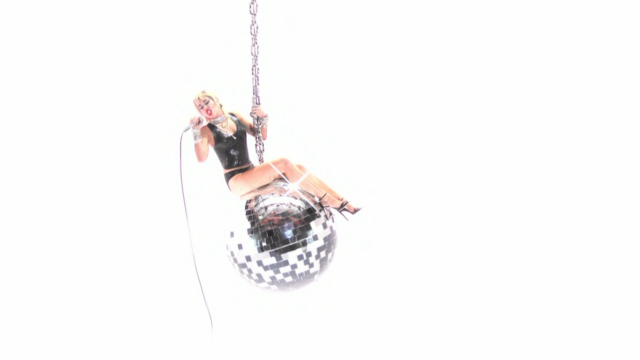 8.Miley Cyrus - Midnight Sky(2020 MTV VMAs,aug 26)(FEED-1080i-MPA2.ts_20200831_094526.654