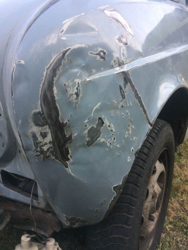 EBFB7CA7-A201-4E8F-B637-639ED359C5D3