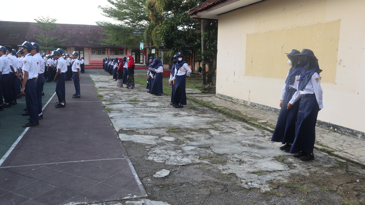 IMG-2072