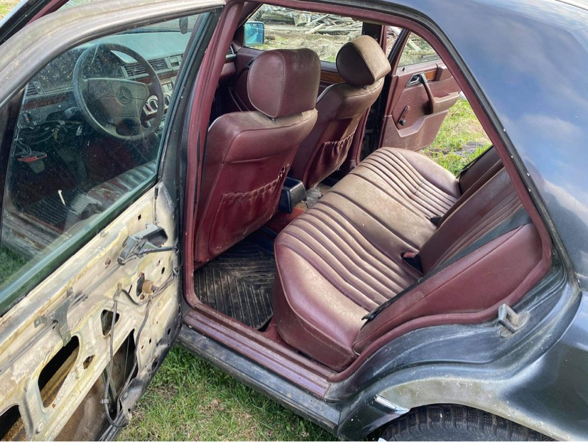 D408489E-711B-4833-B4DF-8191A377A536