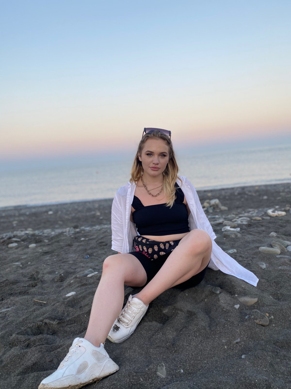 D51FEBC3-9F8A-4413-8E0A-B02B83E18CCE