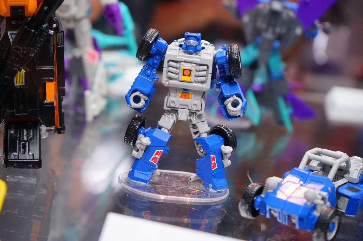SDCC-2017-Transformers-Hasbro-Thurs-010