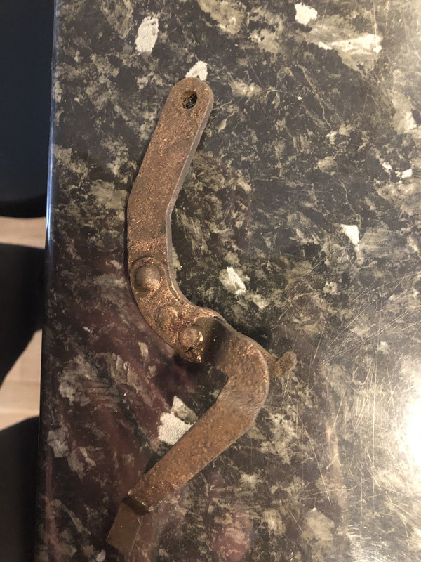 CC7B19EE-977D-440E-B755-96658C11544C