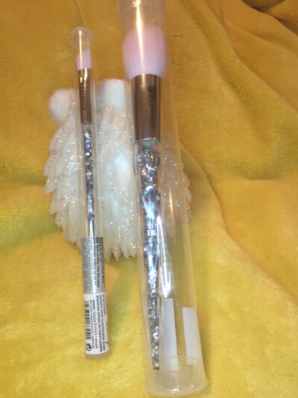 10E0A6E6-4A77-4CDF-8C39-00BD1C502005