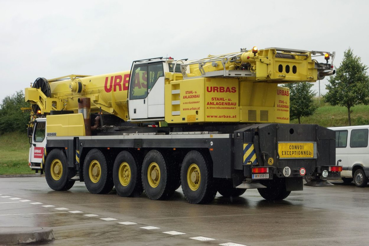 Liebherr-_LTM-1220-5.1_Urbas_VK-858CO_1b