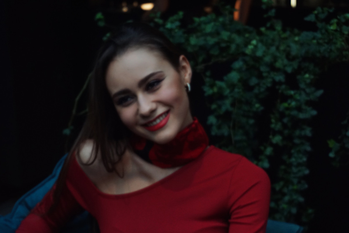 55FEE049-F220-469D-B613-63E883AB7260