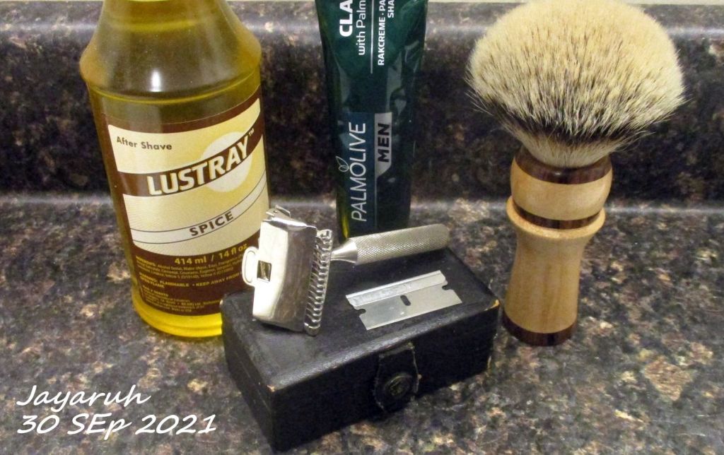 [Image: sos210930.jpg]