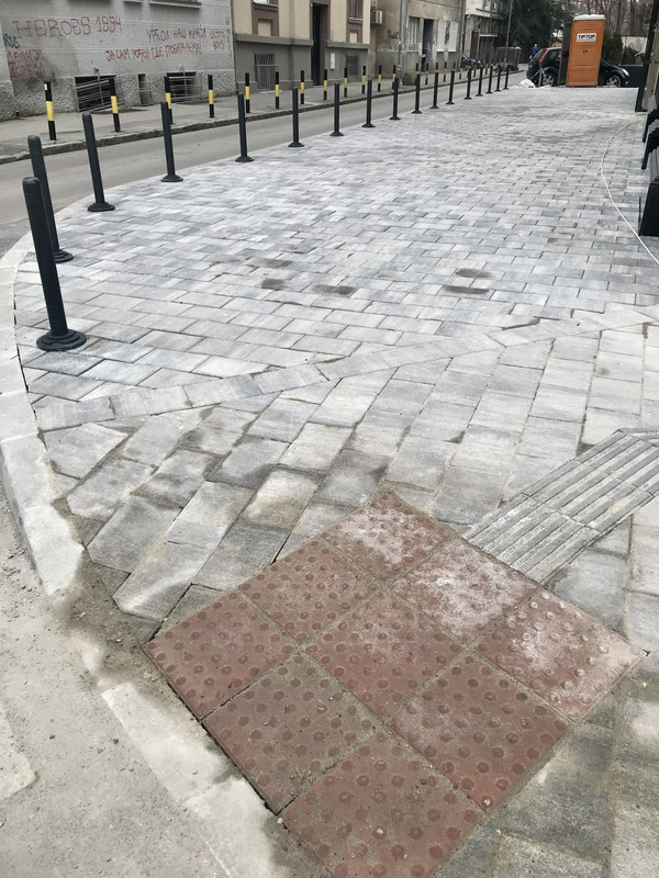 8F904D53-0458-47FF-80C1-5986F78FF99D