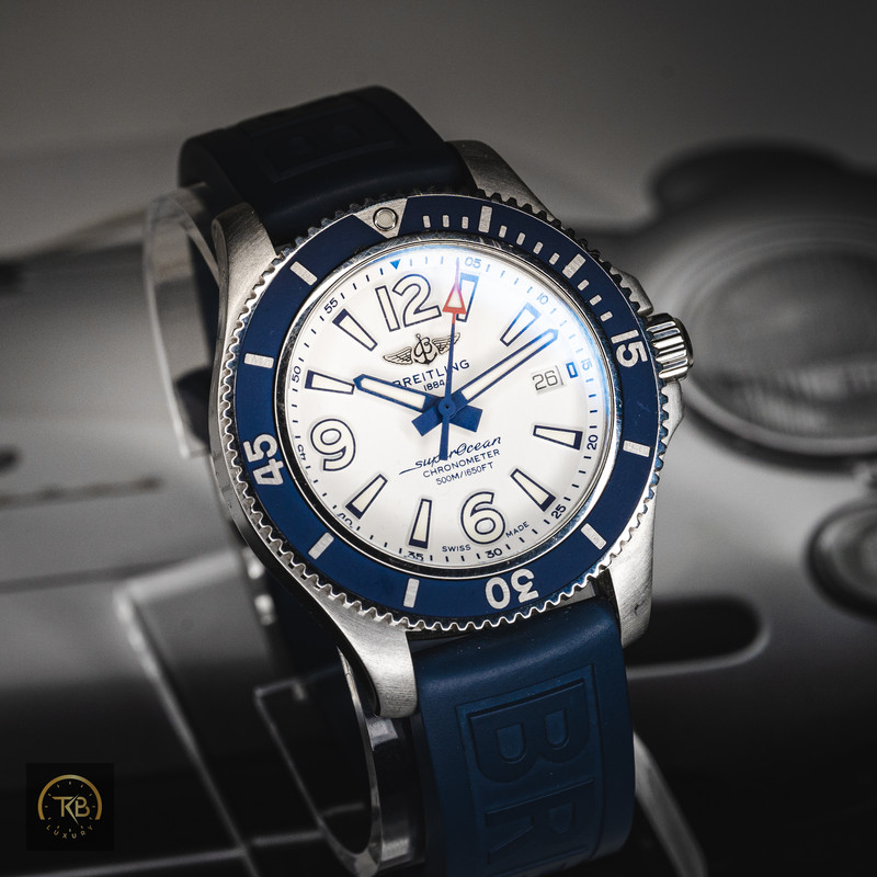 Breitling SuperOcean 42 - Image 4
